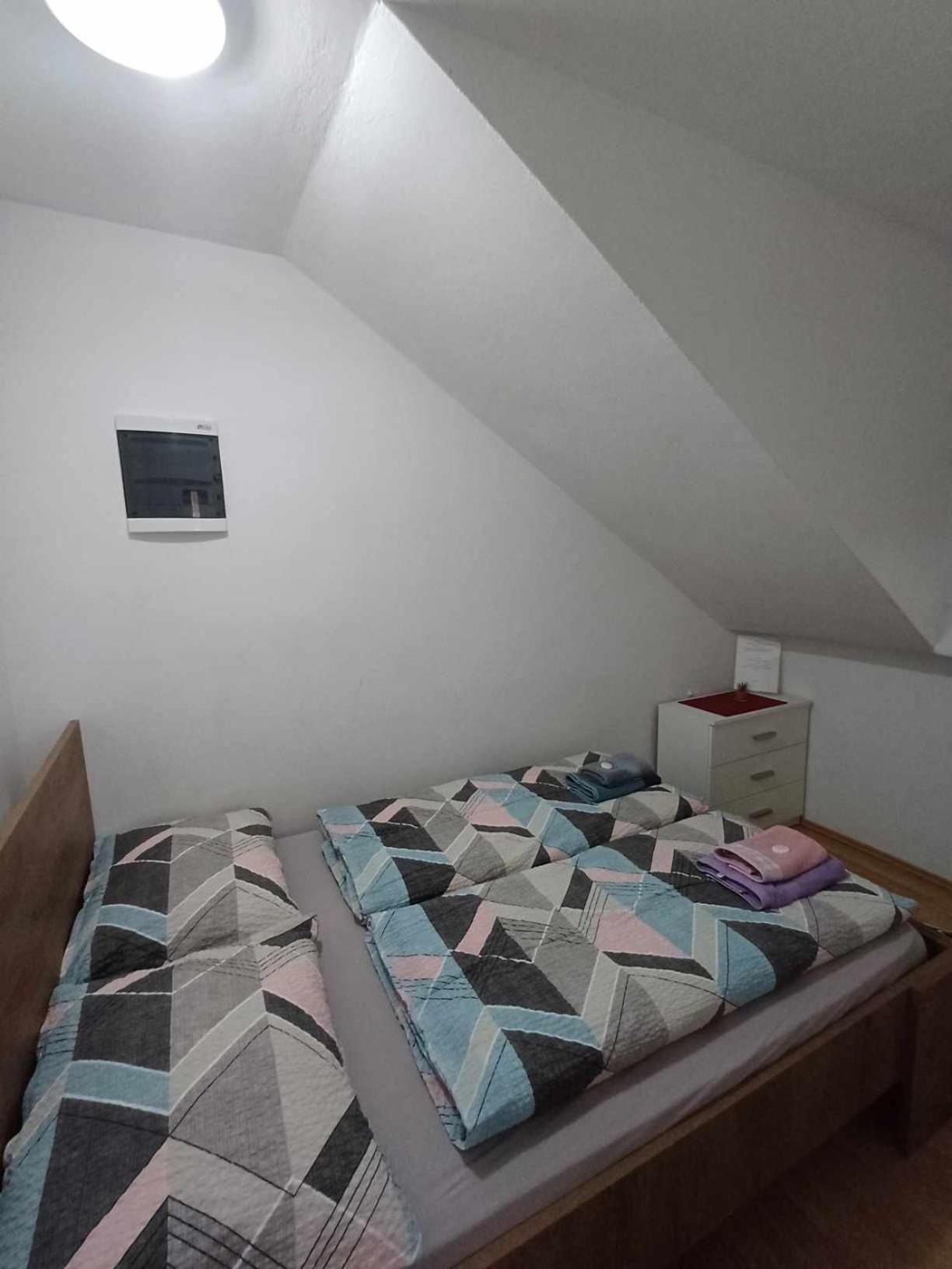 בובק Apartmaji Slatenik מראה חיצוני תמונה
